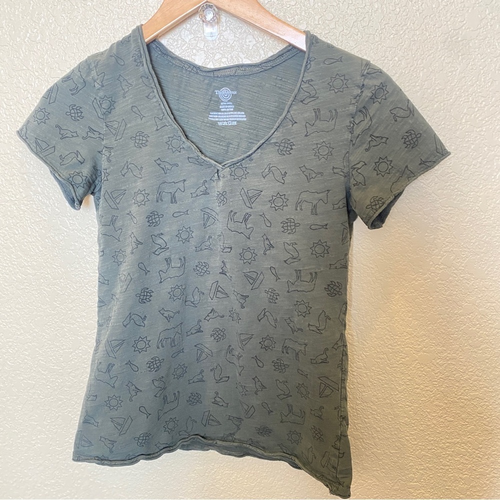 Think Greece green v neck t-shirt animals print donkey turtle cat pelican bird